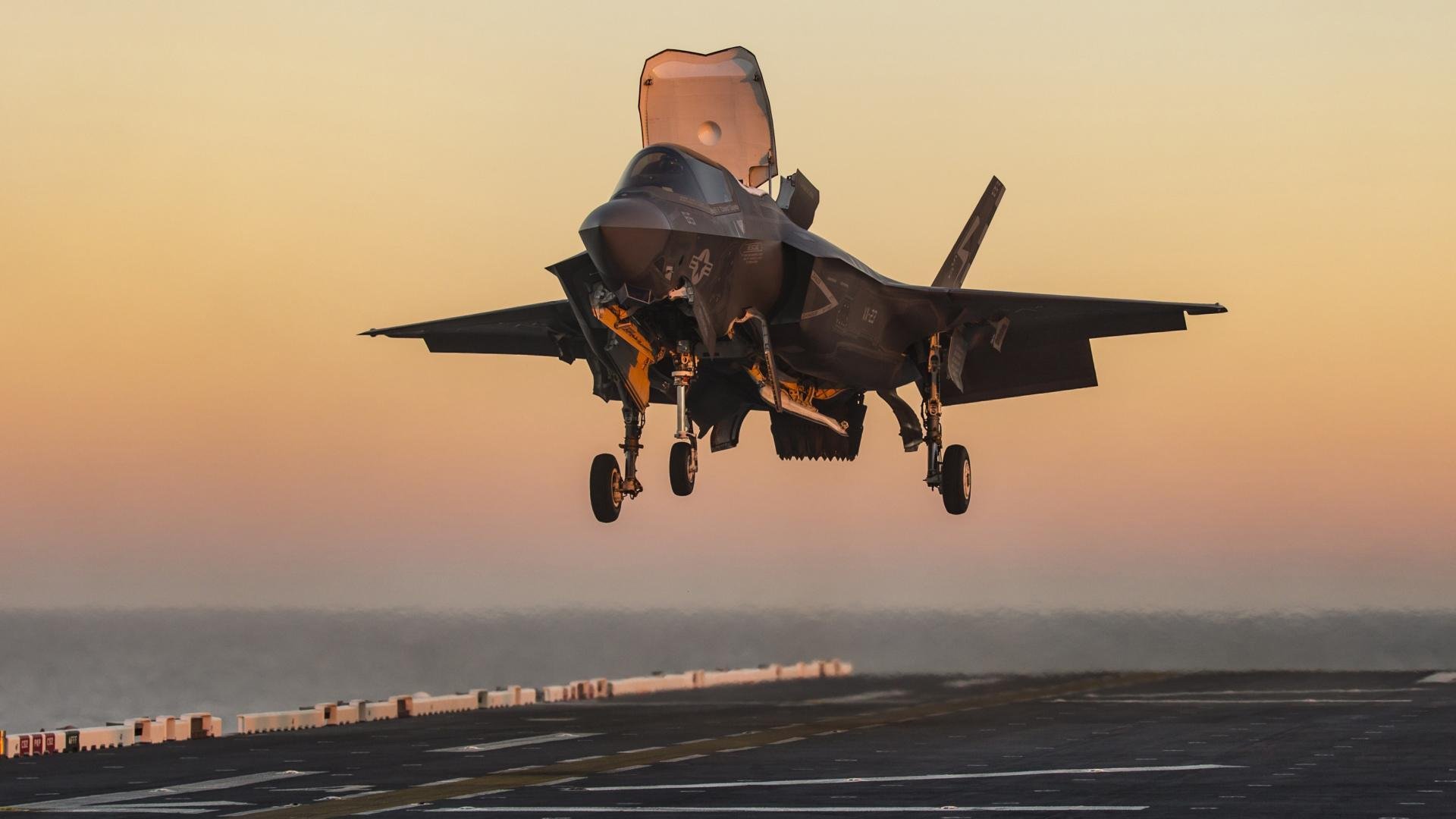 爱游戏体育(AYX)官方APP下载-女子200蝶换气节奏与速度关系,女子200米蝶泳百度百科